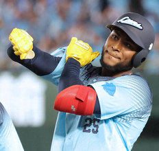 【西武】逆転サヨナラ勝ちで３カード連続勝ち越し　源田の劇打を演出した助っ人の盗塁に「本当にいいスタートを切ってくれた」西口監督が感謝
