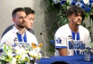 【ＤｅＮＡ】新外国人４選手が入団会見　元捕手、身長２０３センチ右腕…多彩な顔ぶれ　バウアーらの穴埋まるか