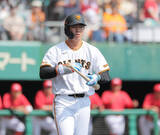 「【巨人】掘り出しものの予感！？　ドラフト４位・皆川岳飛「２番・右翼」で２打席連続出塁」の画像1