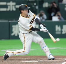 【巨人】主将・岸田行倫が意地の適時打でＤｅＮＡ・東から１点をもぎ取るも後が続かず「逆転できるよう頑張ります」