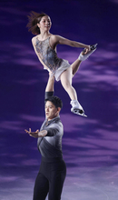 【フィギュア】「りくりゅう」が伝説のフリーを“再現”　五輪金メダリストとして待望の凱旋公演、超満員のファンがスタンディングオベーション…スターズ・オン・アイス