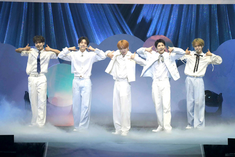 異例！ＶＩＢＹ、デビュー２か月で初の武道館公演　次なる目標は…「大きなドームだったり、韓国だったり」で「頑張っていけたら」