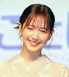 「３３歳・本田翼「太って。やばいなと」最新姿を公開…「妖艶に」「女神降臨」「腰が抜けた」と絶賛」の画像1