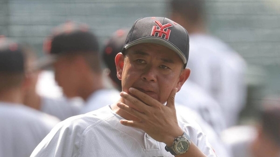 【甲子園】横浜・村田監督「ボクシングのような試合になる」その心は…昨夏Ｖ沖縄尚学と１回戦で優勝候補対決