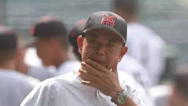 【甲子園】横浜・村田監督「ボクシングのような試合になる」その心は…昨夏Ｖ沖縄尚学と１回戦で優勝候補対決