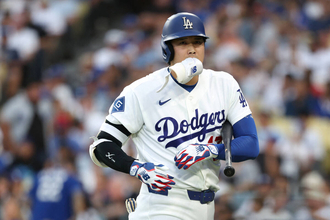 大谷翔平、気になった前夜のしぐさ　７回のファウルで右手の動作確認　５戦ぶり復帰翌日に先発落ち…試合開始４時間９分前にクラブハウス入り