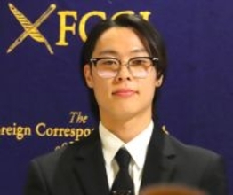 【スキージャンプ】小林陵侑　ミラノに１号店のプラダネクタイ着用「時の人」招かれる日本外国特派員協会で会見