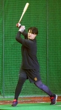 巨人・荒巻悠「岡本さんもいなくなって、自分にとってはチャンス」“落ちてこない打球”意識、主砲の穴埋める