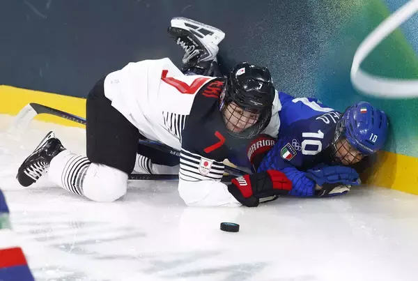 【五輪】アイホ娘、浮田留衣が強烈なシュートを決めて１―２　１勝１敗で準々決勝進出を争う直接対決