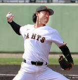 「「イマイチ」巨人・山崎伊織、球速異なる新カーブ解禁も…「考えてやらないと」キャンプ最後の実戦で収穫と課題」の画像1