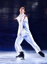 羽生結弦さん「今生きている『生』を感じて」　「ｎｏｔｔｅ　ｓｔｅｌｌａｔａ」千秋楽