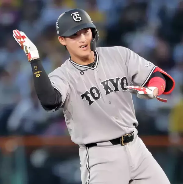 【巨人】増田陸の左中間フェンス直撃適時二塁打「前に飛ばすことだけ意識しました」阪神・才木浩人から２回に２点先取