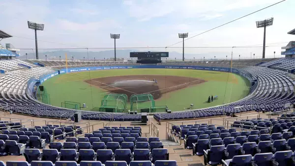 【高校野球】松山学院、９回“幻”のゲームセットで歓喜→同点で延長→タイブレークで突き放す　春夏通じて初甲子園に王手　１７人の快進撃...愛媛大会