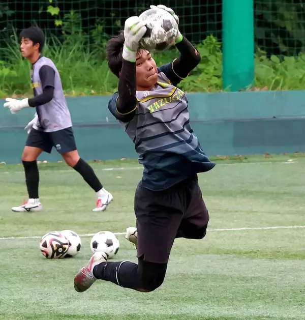 【高校サッカー】今季公式戦無敗・静岡学園が２６日に大分と初戦　１７４センチの守護神・田辺匠真が存在感「体が小さくてもできるところを見せたい」…全国総体