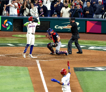 【ＷＢＣ】微妙なストライク判定でドミニカ共和国散る　ゲレロ、マチャドら呆然　公式サイトもボールゾーンに表示　ボール判定なら逆転サヨナラチャンスも…