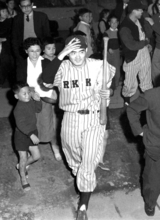 長嶋茂雄さんの立大１年生時のプレーに観客もビックリ！「お前、そんなところまで…」“立教三羽ガラス”の盟友が語る