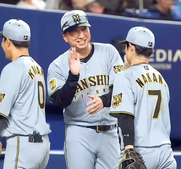 【阪神】首位奪取の藤川球児監督、全員でつかんだ逆転勝利に手応え「最後に束になって戦っていくことができた」