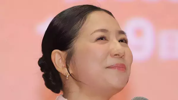 関根麻里、ハリウッドスター＆映画監督と密着スリーショット！「ａｍａｚｉｎｇ　Ｔｏｍ　Ｃｒｕｉｓｅ」