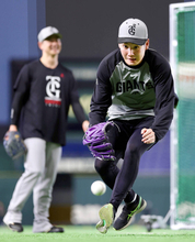 【巨人】接戦が多いヤクルト戦　今季７勝１０敗、１３試合が２点差以内で決着　８日は竹丸和幸が先発