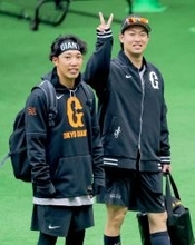 巨人・赤星優志「上の人と下の人をつなぐ架け橋に」今季限りで引退する先輩の思いを継承