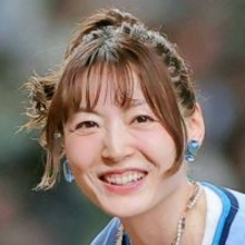 人気声優・花澤香菜がネズミコスプレ！「爆チュー問題」豪華芸人とのオフショに「かわいいでチュー」