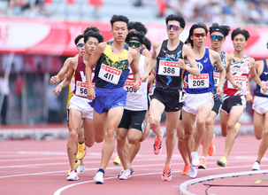 男子１５００Ｍの佐藤圭汰は７着で予選落ち「自分の力を過信し過ぎた。悔しい」スパート合戦に敗れてあと一歩で逃す…陸上日本選手権