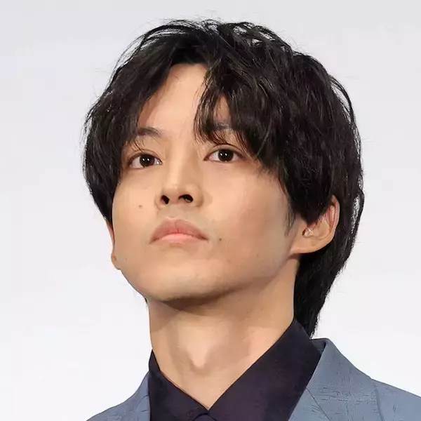 「まさか」“ＶＩＶＡＮＴ”コンビが紅白司会でネット沸騰「審査員席に黒須が…」「悪役会議も出てほしい（笑）」