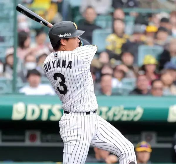 【阪神】日本シリーズの悪夢払拭！今年の甲子園初戦でタカ軍団に完封勝利　来日初三塁スタメンのディベイニーは攻守に精彩欠く