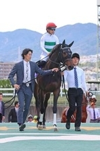 【大阪杯】川田将雅騎手のショウヘイは末脚不発で１０着　友道調教師「直線では余力がなかった」