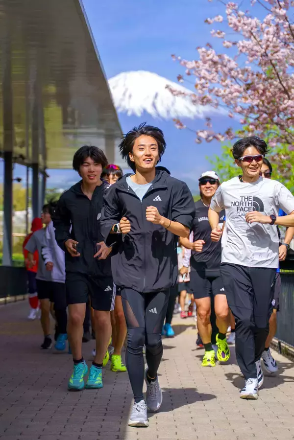 プロランナー吉田響が地元の御殿場市でランニングイベント　雄大な富士山に「素晴らしい場所」