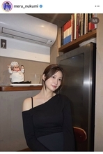 めるる、美肩＆デコルテ披露のトップス姿で料理を堪能「美しい」「どんどん綺麗になってる」「お姉様すぎる」