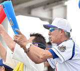 「【高校野球】俳優・柳葉敏郎が長男の一路主将率いる盛岡大付をスタンドから熱烈応援「僕は一生懸命応援するだけ」…岩手大会」の画像1