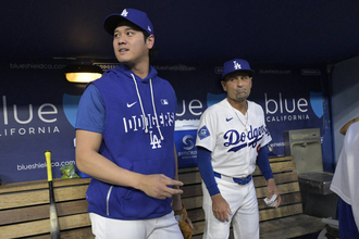 大谷翔平は「明日出場する」　ロバーツ監督が試合後も明言　２試合ぶり欠場も「代打で出る可能性があった」　試合終了１５分後に帰路