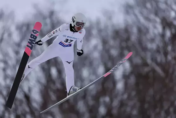 【ジャンプＷ杯】中村直幹が地元開催Ｗ杯で自己最高の２位「すっげぇ飛びやすい」ミラノ五輪に向け視界良好　二階堂連は３位