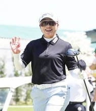 佐久間朱莉「マキロイが勝ったから私も勝ちたい」続くぞ大会連覇　験担ぎは「馬刺し」　年少２位での５億円突破へ