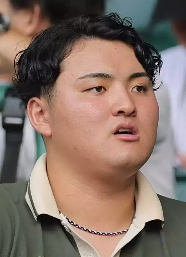【ソフトバンク】ドラフト１位・佐々木麟太郎が球団と面談予定　マネジメント会社が声明「６月下旬をめどに一時帰国を検討。福岡ソフトバンクホークス球団と面談予定」