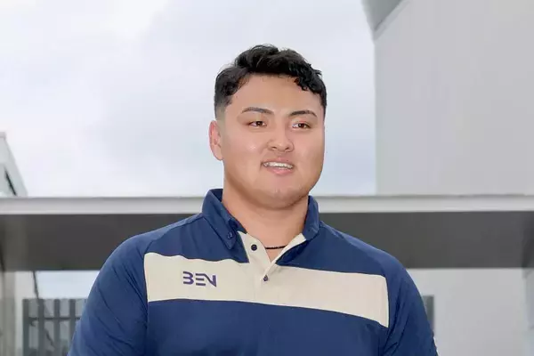 佐々木麟太郎が岩手・花巻に凱旋、ＭＬＢドラフトまであと１週間　地元小中学生と交流