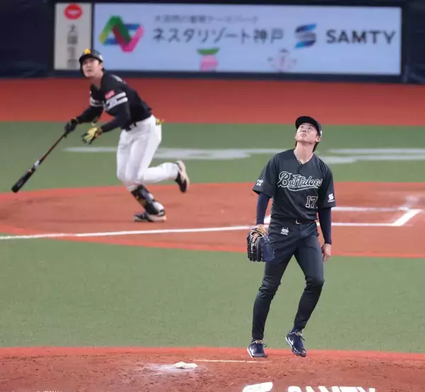 【オリックス】ソフトバンクに目の前で胴上げ許す…対戦は３年連続シーズン負け越し　曽谷龍平は左肘違和感で緊急降板
