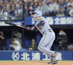 【阪神】大山悠輔、左中間へ同点の適時二塁打放つ　打率４割６分３厘と好相性の敵地も後押し