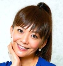 ５１歳・華原朋美の最新姿「誰かと思った」「やせて…」「スッピンでも可愛いすぎ」３０キロ減から約３年