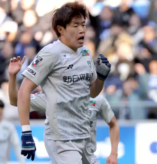 福岡　日本代表ＤＦ安藤智哉のドイツ１部ザンクトパウリへの完全移籍を発表「自分らしくコツコツ頑張っていきます」