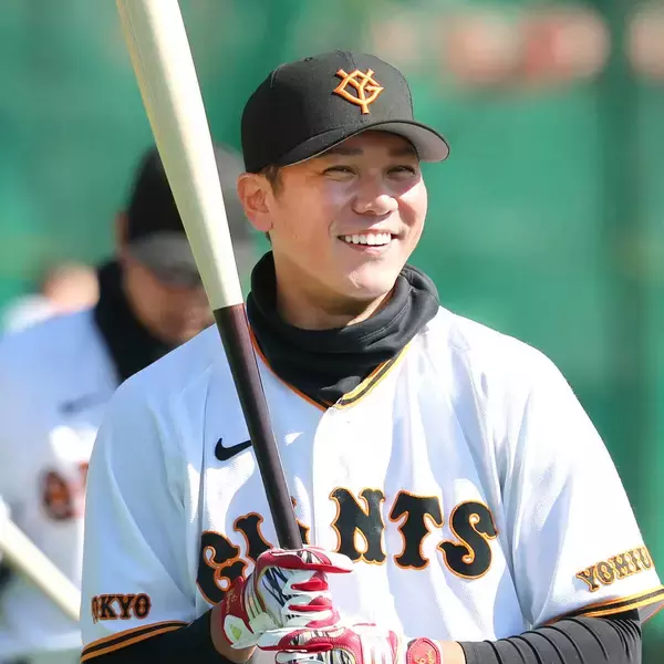 巨人・坂本勇人、若手時代ほうふつ「動」の構えで快音連発…担当記者が選ぶ宮崎キャンプ野手ＭＶＰ