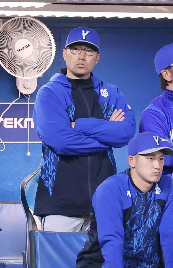 【ＤｅＮＡ】相川亮二監督、ヒュンメルの痛恨落球に「取れるアウトをしっかり取らないと、自分たちの首を絞めるだけ」奮起求める