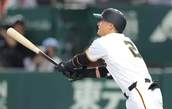 巨人・吉川尚輝が１年ぶり本塁打にも淡々「特に何も思わない」　才木の１５１キロをライトスタンドへ！Ｇ党大歓喜