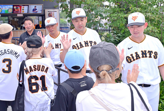 【巨人】田中将大、熊本出身の萩尾匡也らがＧタウンで「令和８年熊本地震」の募金活動…２軍戦
