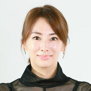 北川景子の衣装にネット驚嘆「左腕が…」「まじで女神感マシマシ」「美しさと品」「ワンピースかと思いきや」