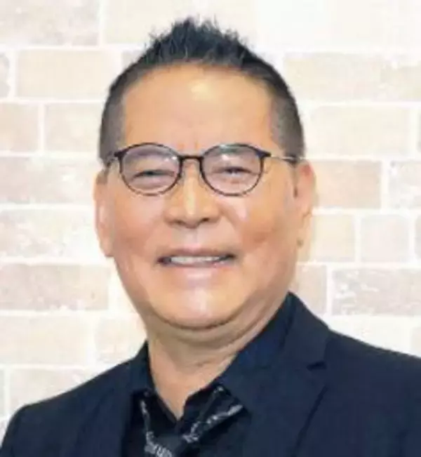 千昌夫７８歳　現在の姿に驚き「似てるなぁと思ったら」「８０近くに見えない」美女と３ショット