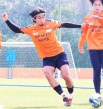 【Ｊ１清水】２試合連続先発のＭＦ小塚和季がスタメン定着へ意欲「アピールを繰り返すことが大事」…２８日・Ｇ大阪戦