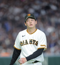 【巨人】ドラ１・竹丸和幸、６８年ぶり快挙ならずプロ初黒星　まさかのキャベッジ落球が響き５回３失点　打線は２試合連続１得点で連敗