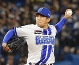 「【ＤｅＮＡ】広島戦１０連勝へ　エース東克樹は６回４安打２失点　勝利投手の権利を持って降板」の画像1